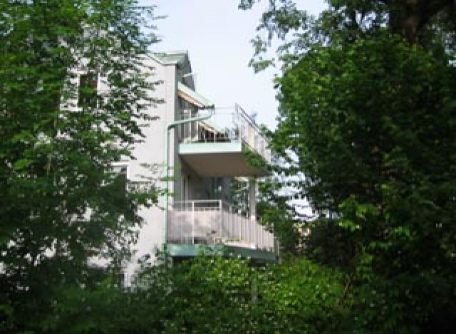 Sophisticated, Central, Leafy